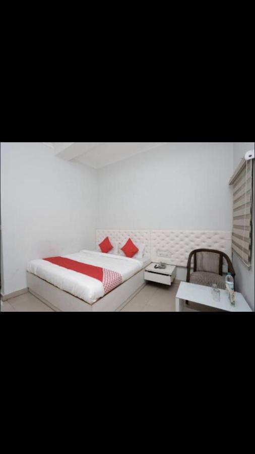 Hotel Valentine Muzaffarnagar Ngoại thất bức ảnh
