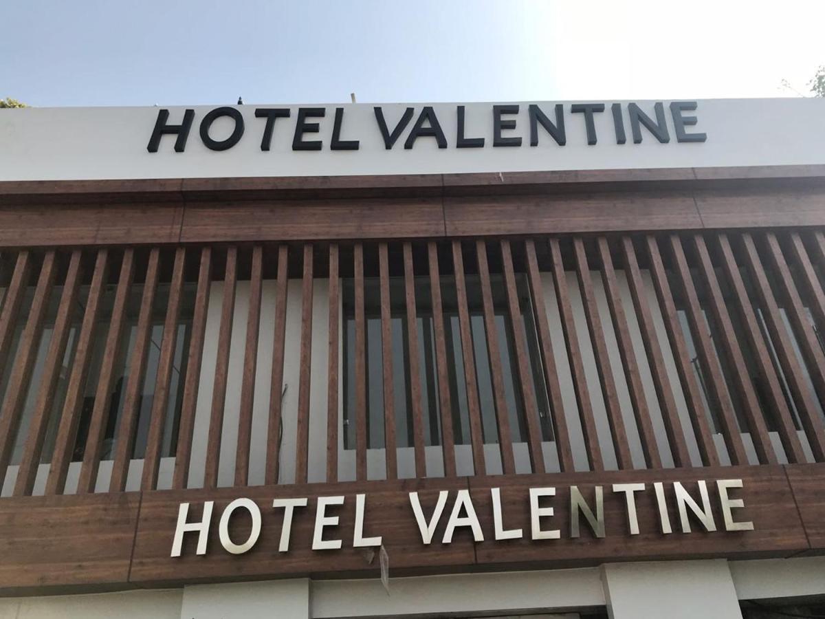 Hotel Valentine Muzaffarnagar Ngoại thất bức ảnh